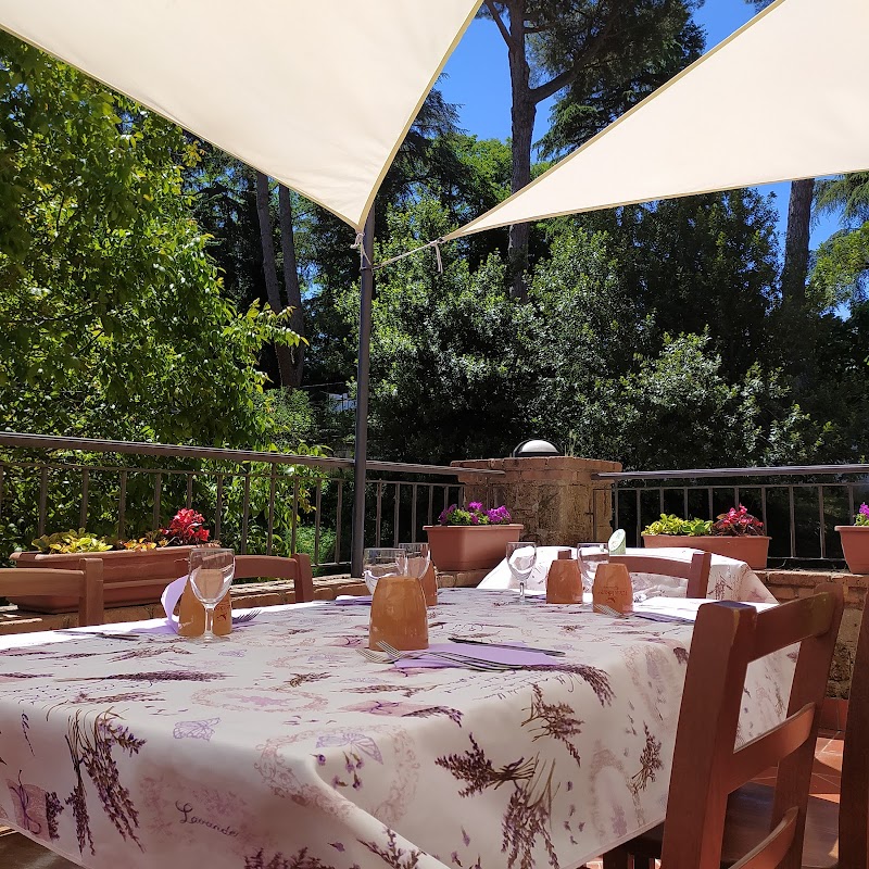 Agriturismo L’Oca Bianca in Cave, Italy
