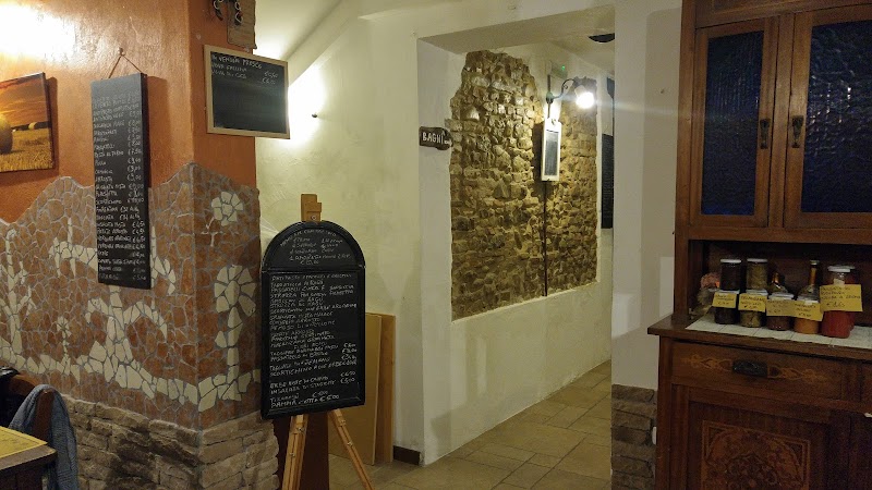 Agriturismo La Valle dei Tigli in Coriano, Italy