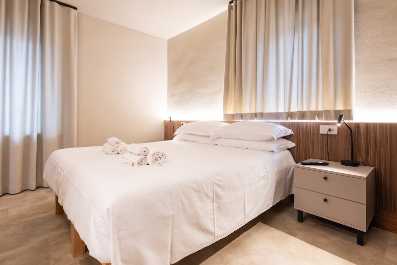 Aima Boutique Rooms in Costa Volpino, Italy