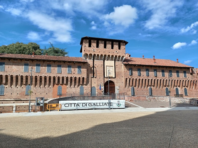 Al Castello Galliate in Galliate, Italy