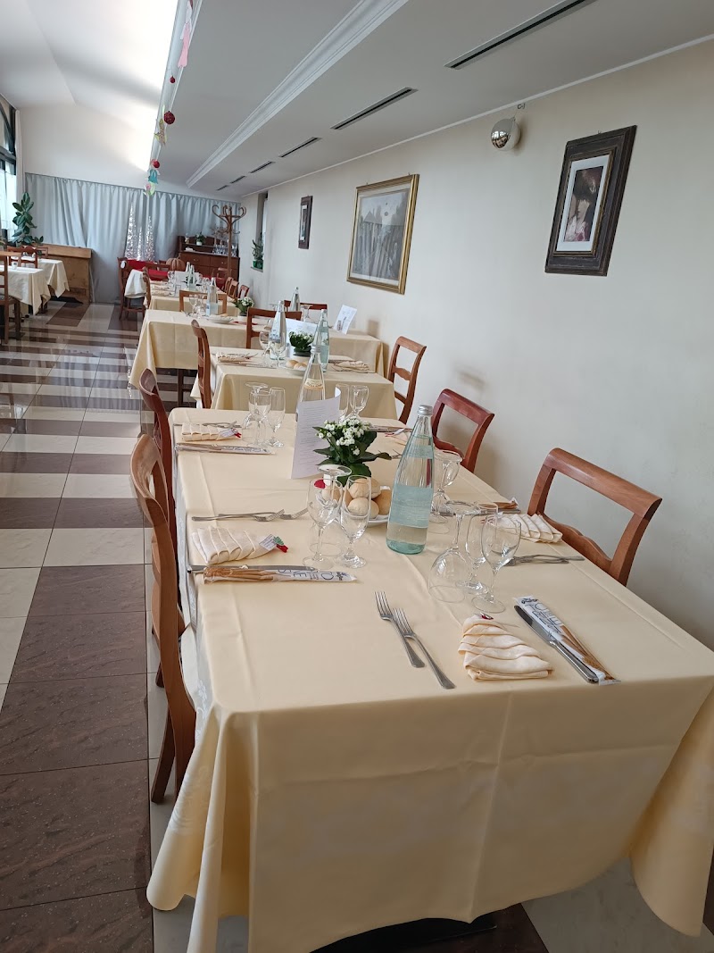 Albergo Ristorante Quadrifoglio in Urgnano, Italy