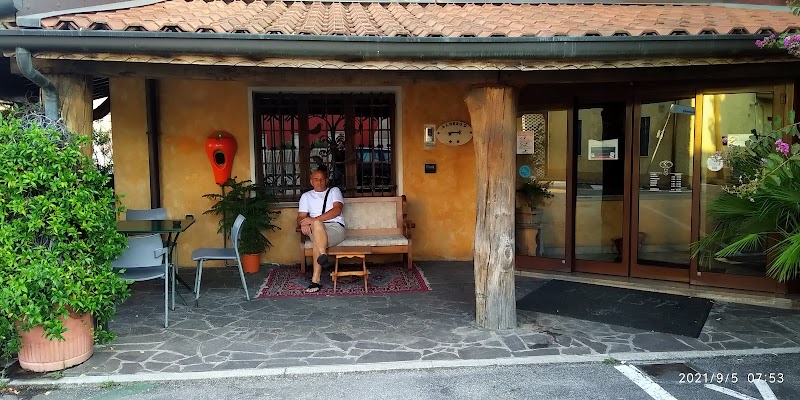 Albergo da Felice in Loria, Italy