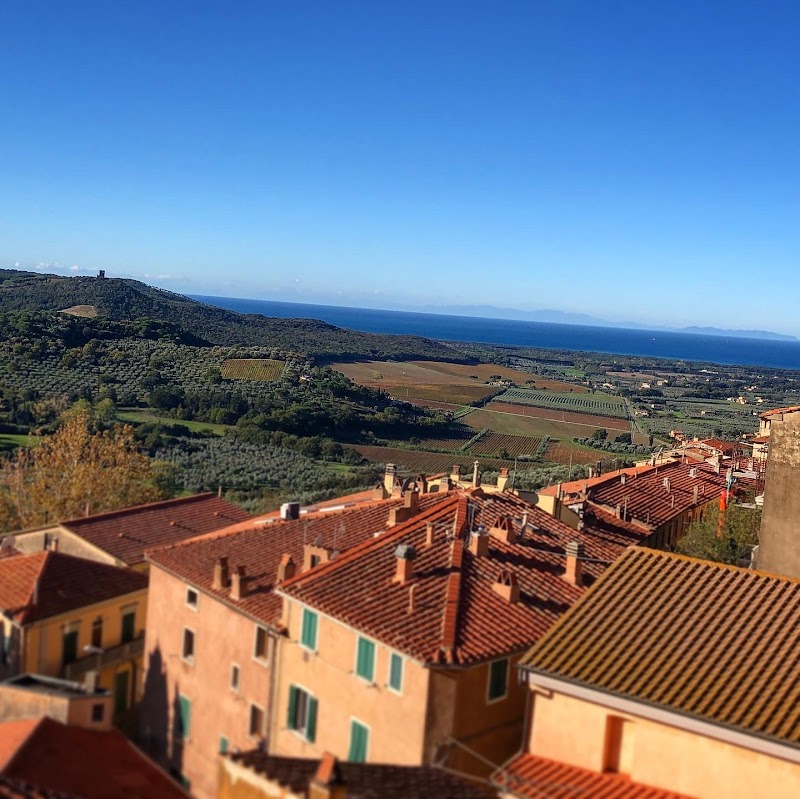 Anitta GuestHouse in Castagneto Carducci, Italy