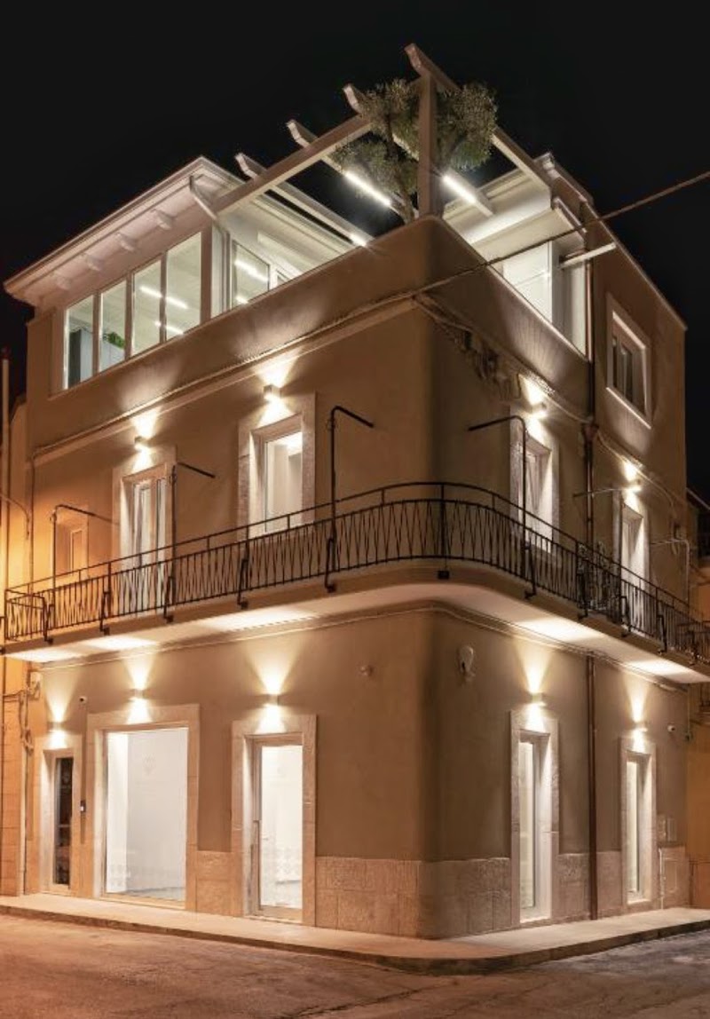 Antonio Busco Rooms in Turi, Italy