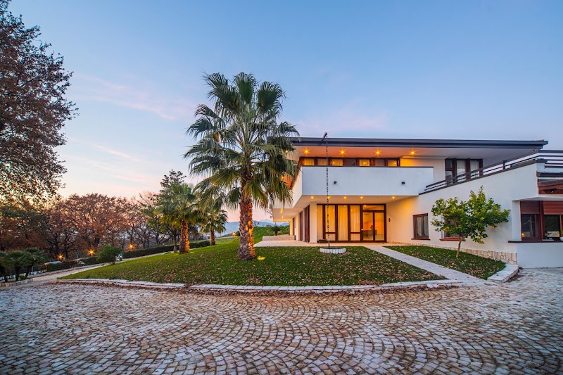 Aria Villa di Campagna in Montecorvino Rovella, Italy