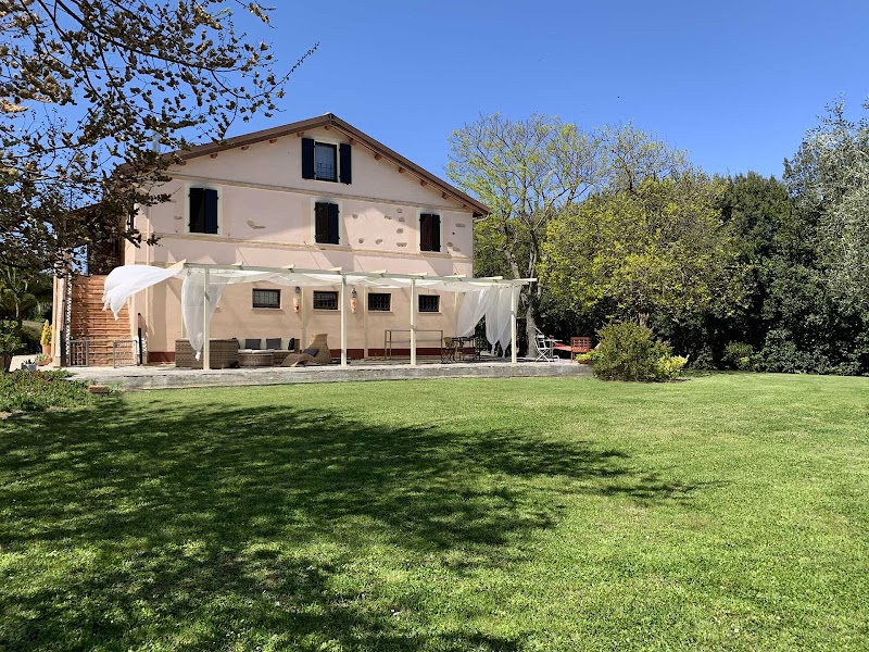 Armonia della Sera in Porto Sant'Elpidio, Italy