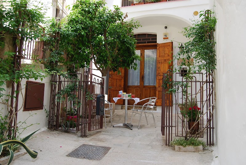 Art Transparent B&B in Grottaglie, Italy