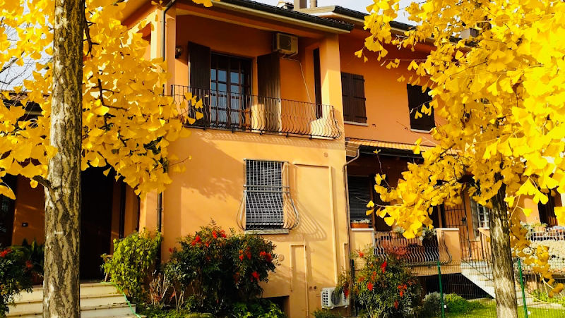 B&B Mo Va Là in Budrio, Italy