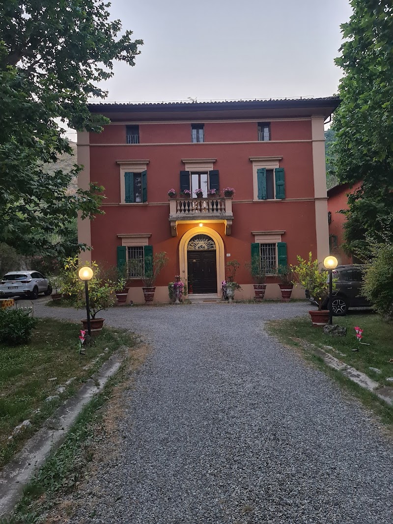 B&B Villa Storica Calderino in Monte San Pietro, Italy