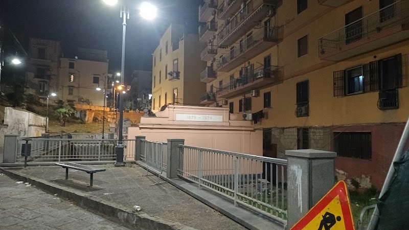 BSisters in Torre del Greco, Italy