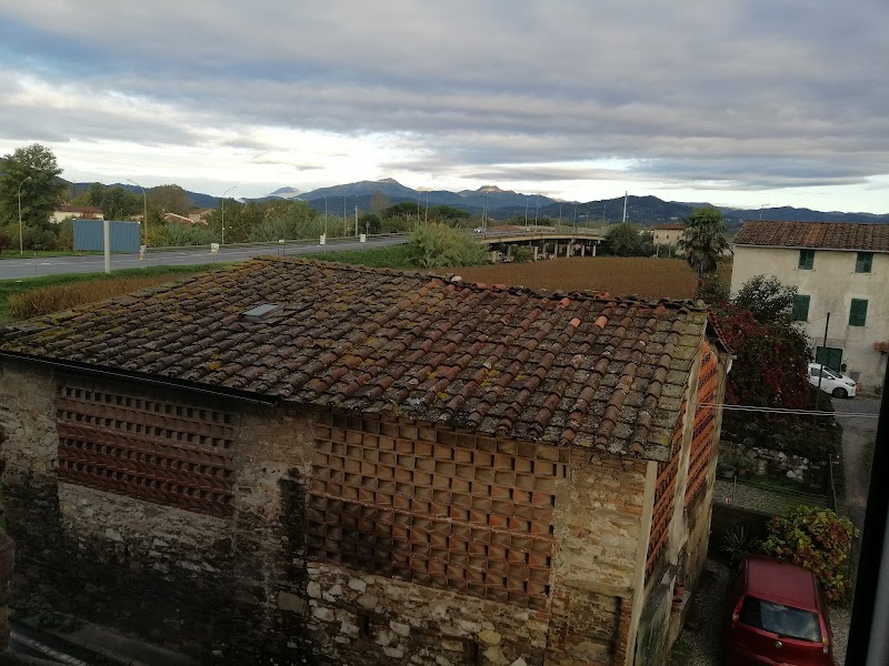 Bed & Breakfast I Girasoli in Lucca, Italy