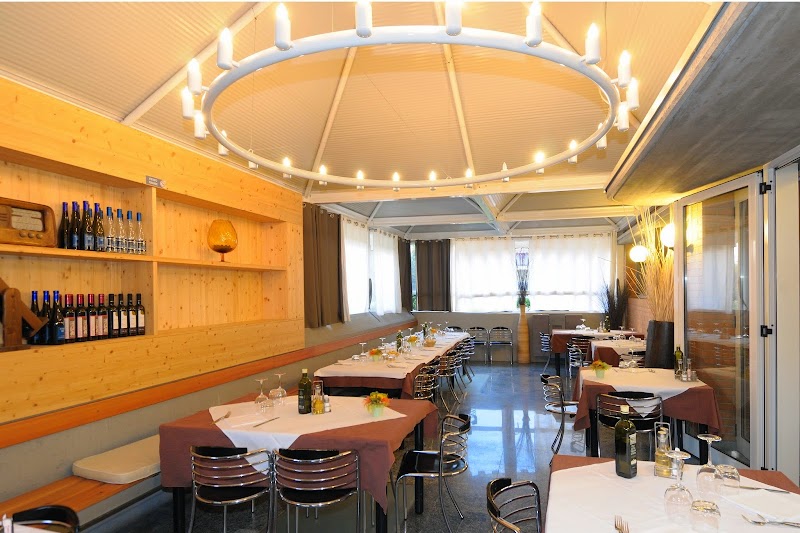 Bed & Breakfast Ristorante da John in San Vendemiano, Italy