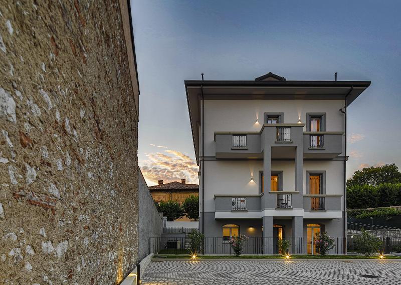 Ca' del Re Scartozz in Gavirate, Italy