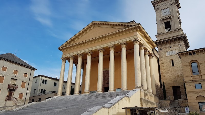 Casa Hellen in Monteforte d'Alpone, Italy
