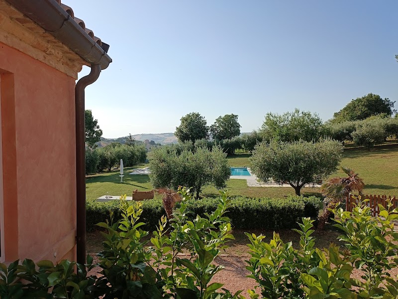 Casal La Ponderosa Bed and Breakfast in Sant'Elpidio a Mare, Italy