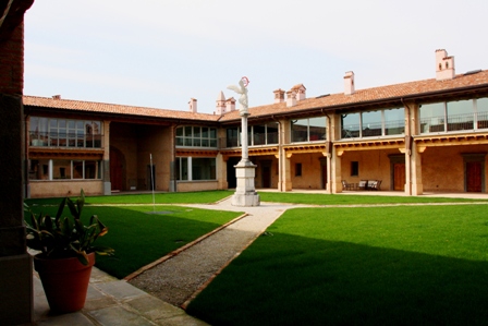 Corte Breda Agriturismo Bed & Breakfast Chiari in Chiari, Italy