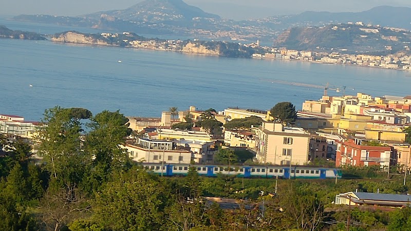 Dumbolo in Pozzuoli, Italy