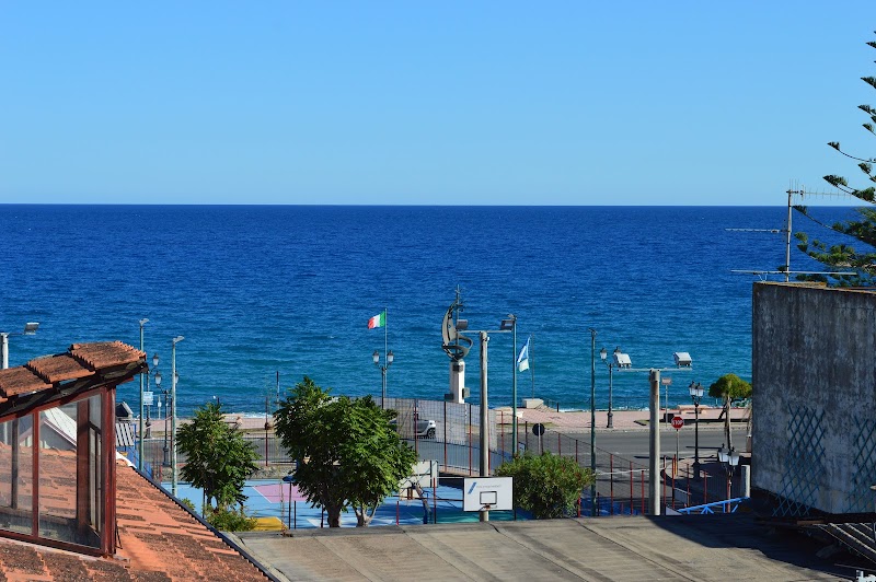 Emerella Luxury Suites - Siderno Lungomare in Siderno Marina, Italy