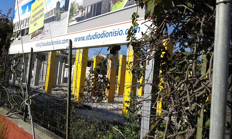 Garden Holiday in Melilli, Italy