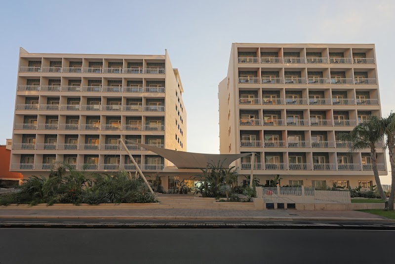 Grand Hotel Delfino in Taranto, Italy