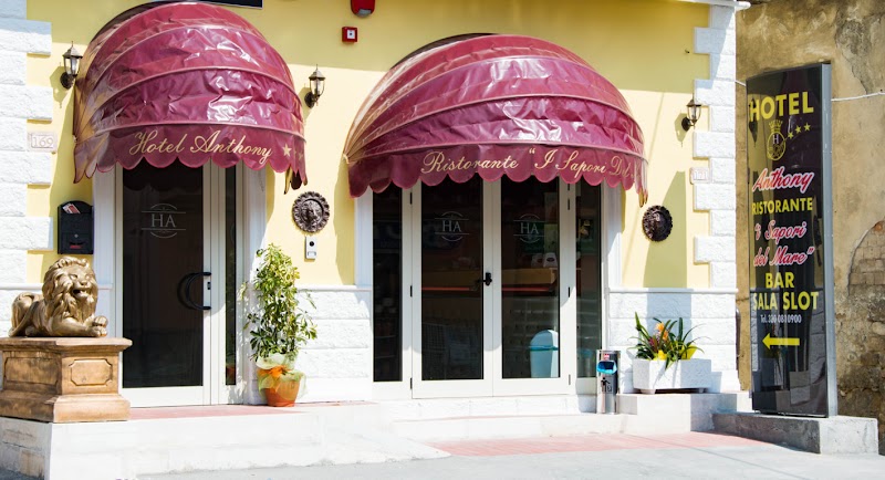 Hotel Anthony in Crosia, Italy