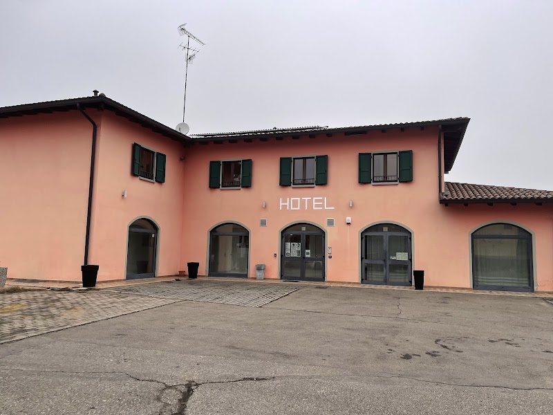 Hotel Barabba in Quattro Castella, Italy