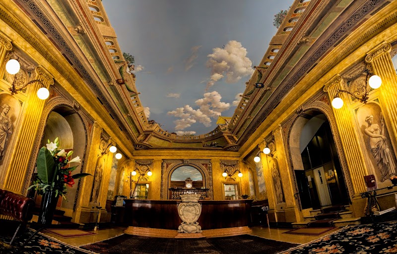 Hotel Colomba d’Oro in Verona, Italy