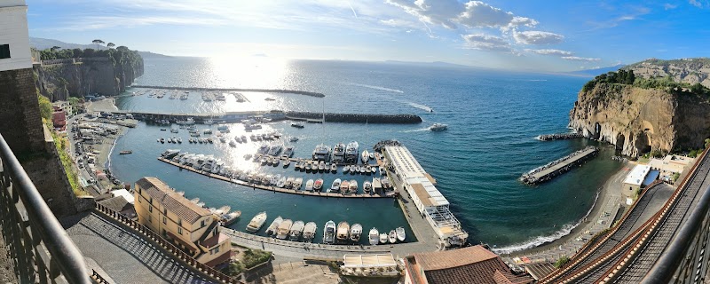 Hotel Cosmomare in Piano di Sorrento, Italy