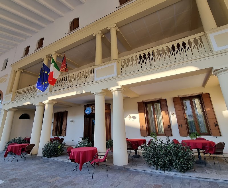 Hotel La Loggia in Mestrino, Italy