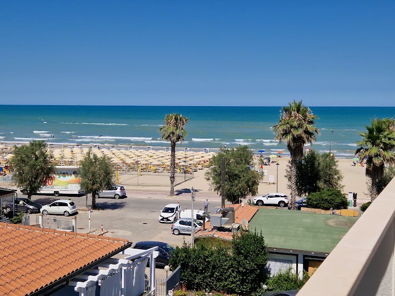 Hotel Lina in Roseto degli Abruzzi, Italy
