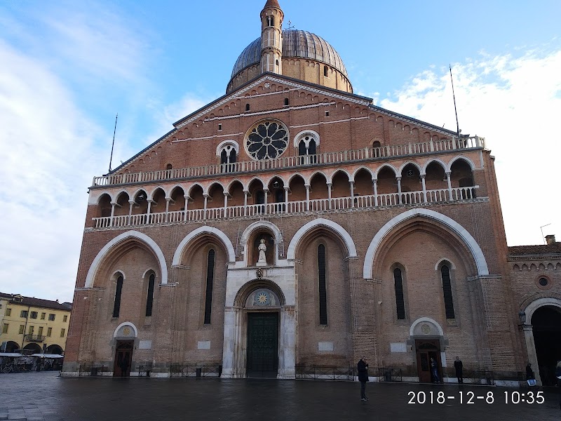 Hotel Marconi in Roncaglia, Italy