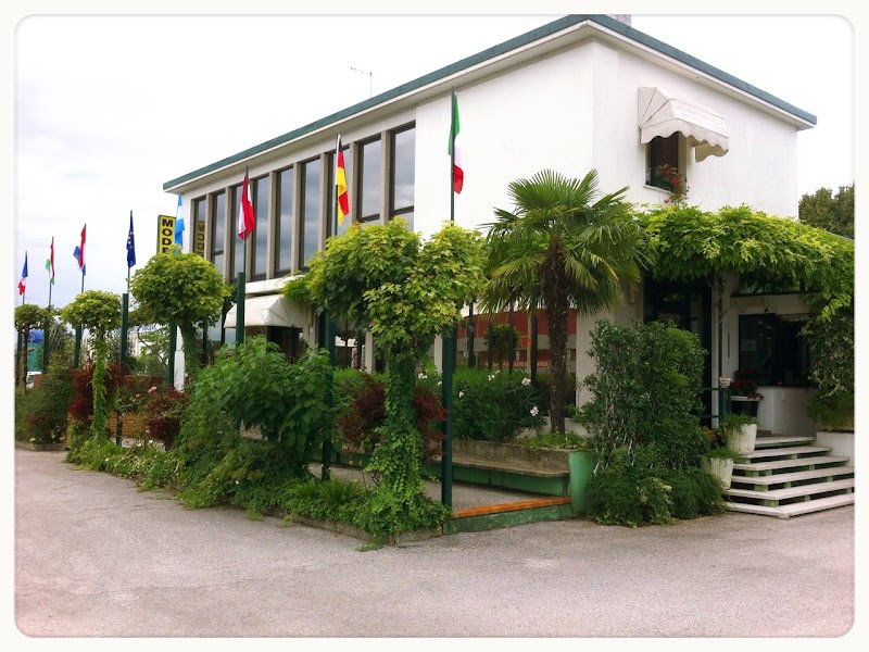 Hotel Moderno in Tavagnacco, Italy