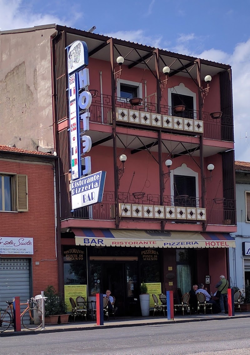 Hotel Ponte D’Augusto in Narni, Italy