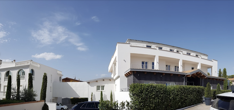 Hotel Residence I Due Leoni in Citta Sant'Angelo, Italy