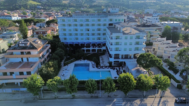 Hotel Residence Palace in Giulianova, Italy