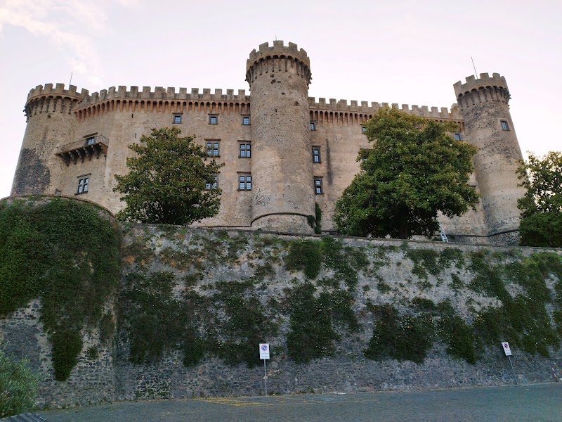 Hotel Ristorante Villa Maria in Bracciano, Italy
