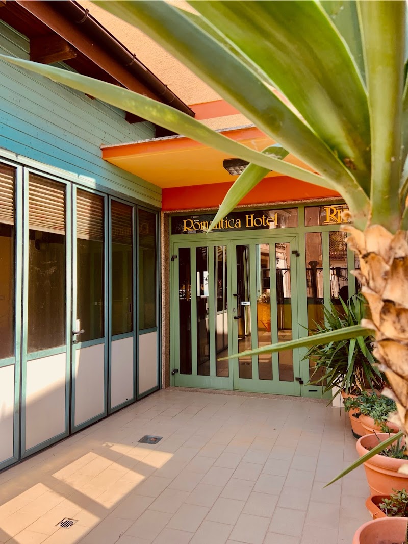 Hotel Romantica in Roseto degli Abruzzi, Italy