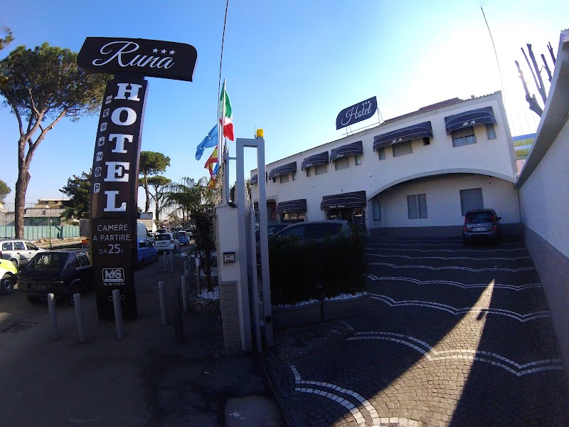 Hotel Runa in Mugnano di Napoli, Italy