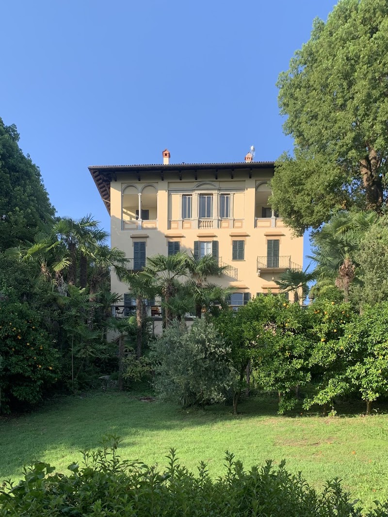 Hotel Villa Azalea in Verbania, Italy