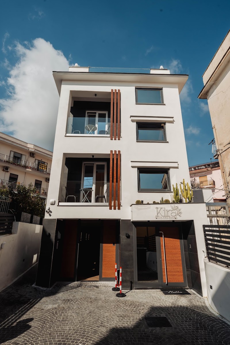 Kira Suite and Rooms in Pozzuoli, Italy