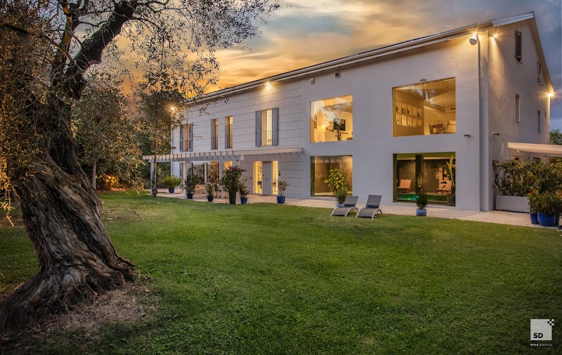 La Casa nel Parco Luxury in San Lazzaro di Savena, Italy