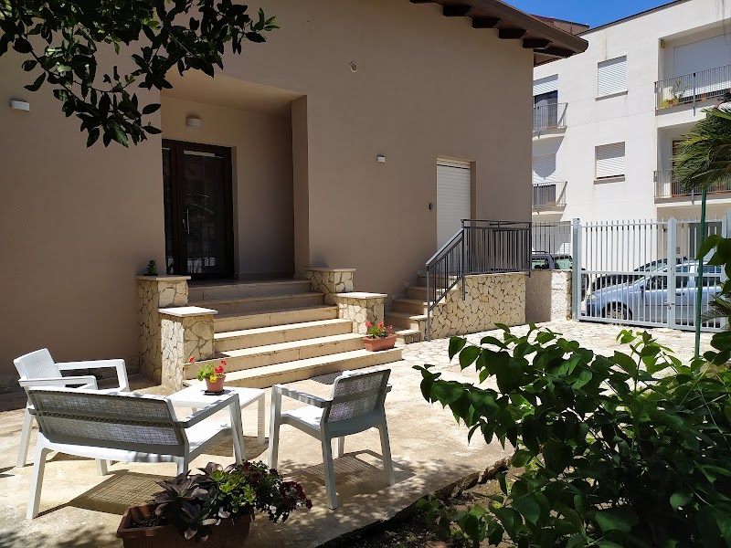 La Rugiada - With Private Garden in Alcamo, Italy