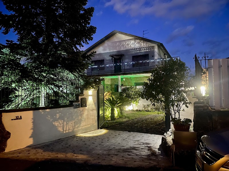 Lapilli Holidays in San Giovanni la Punta, Italy