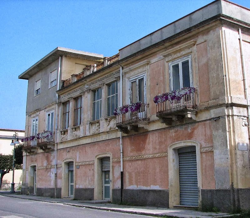 Le Muse in Locri, Italy