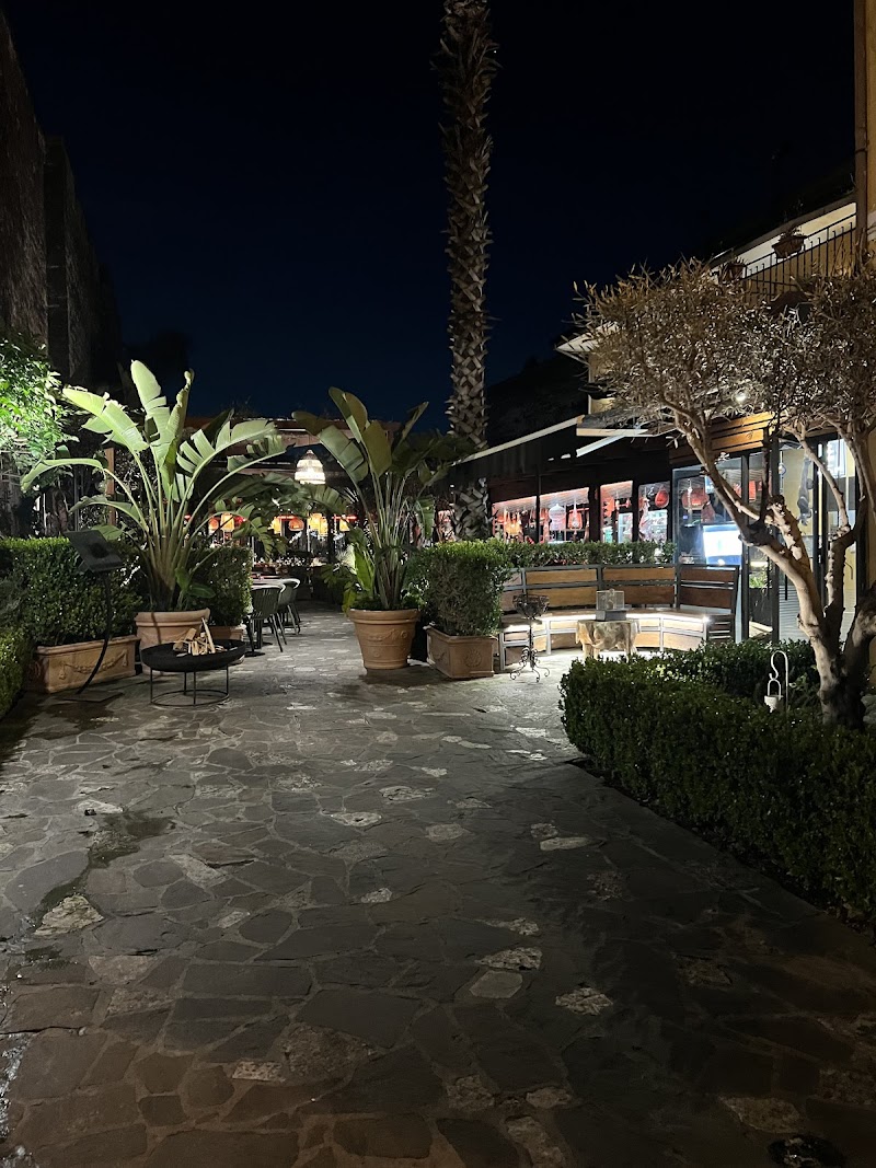 Luxury B&B La Spelunca in Santa Maria Capua Vetere, Italy