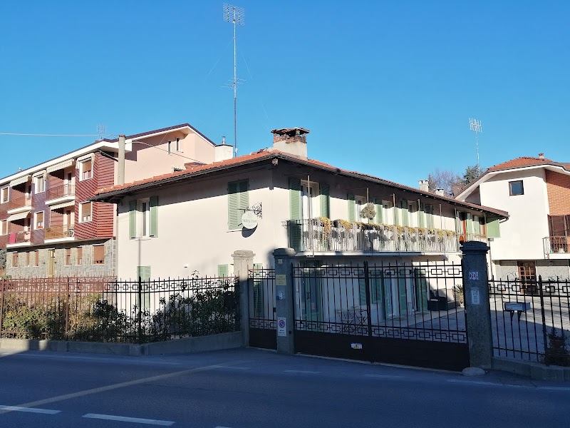 Madame Du Bois in Borgo San Dalmazzo, Italy