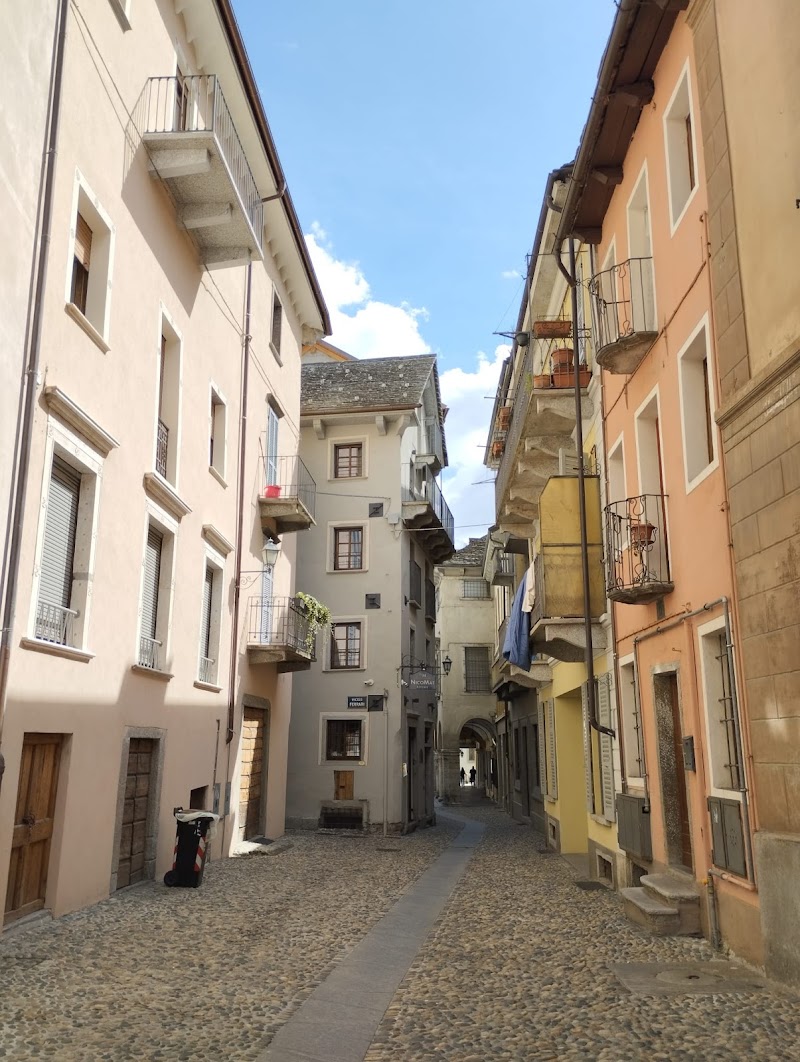 Nicomat Rooms in Domodossola, Italy