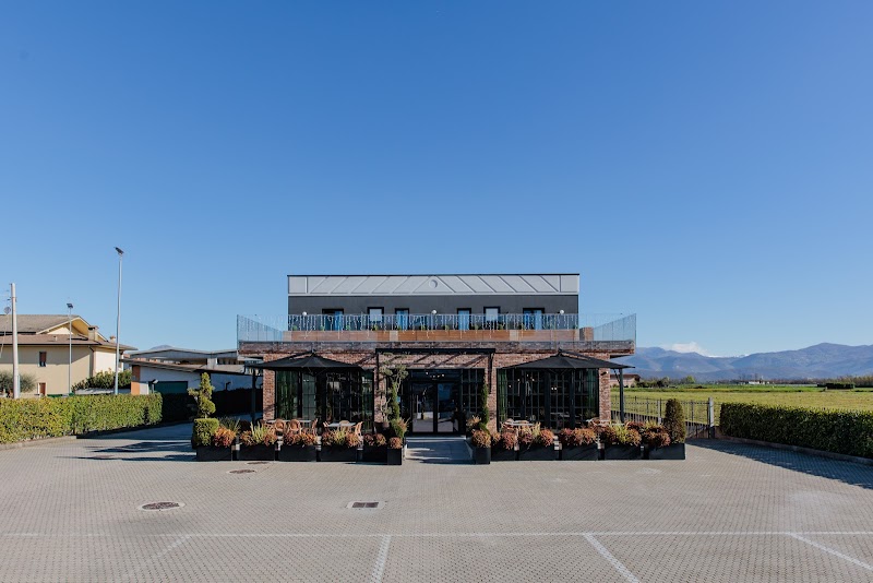OPHELIA Hotel in Cazzago San Martino, Italy