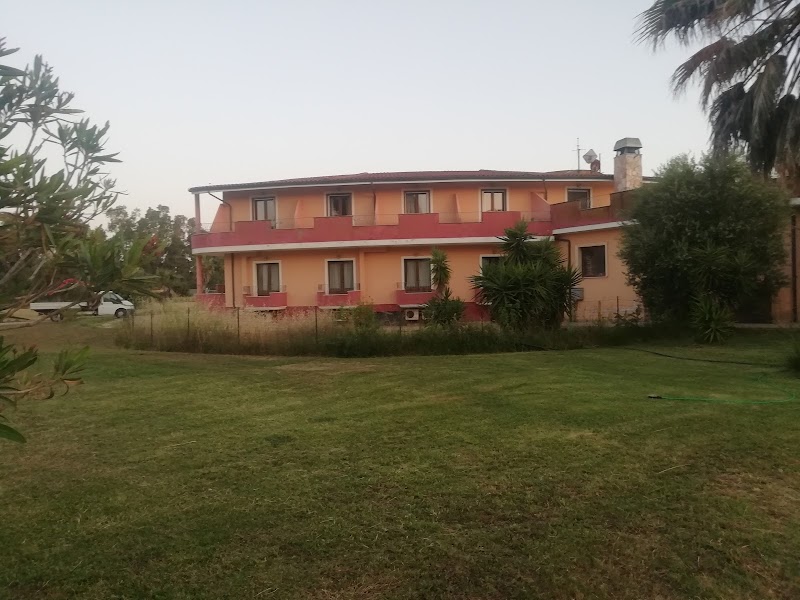 Orange Moon Hotel in Serramanna, Italy