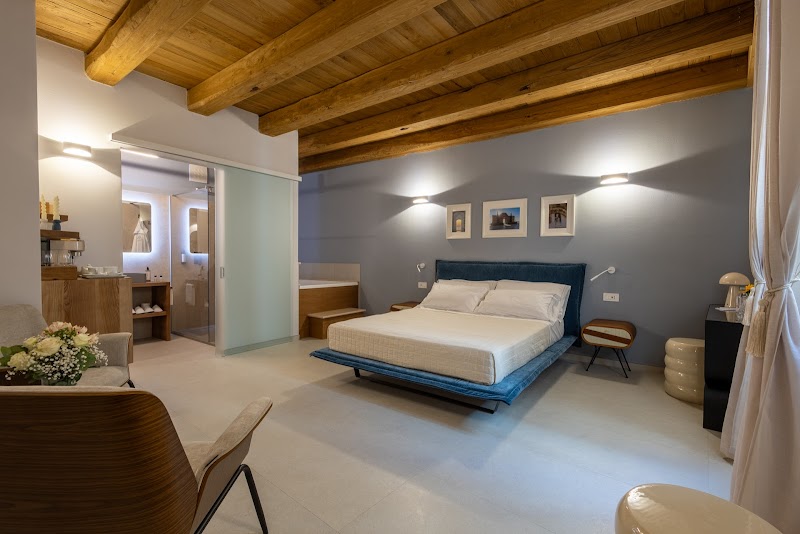 Palazzo Anelli - Rooms & Relax in Vasto, Italy